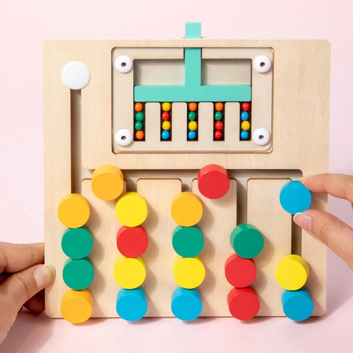 Brinquedo Educativo Montessori em Madeira – Jogo de Estratégia com Cores e Bolas Rolantes