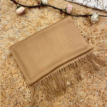 Cachecol Feminino com Franjas em Pashmina Liso