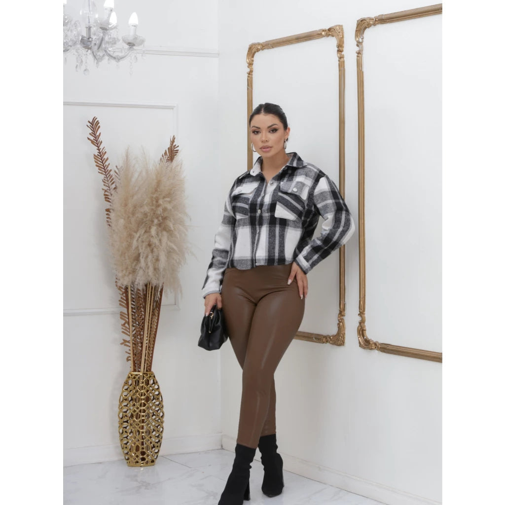 Calça Legging Skinny Feminina de Couro Flanelada