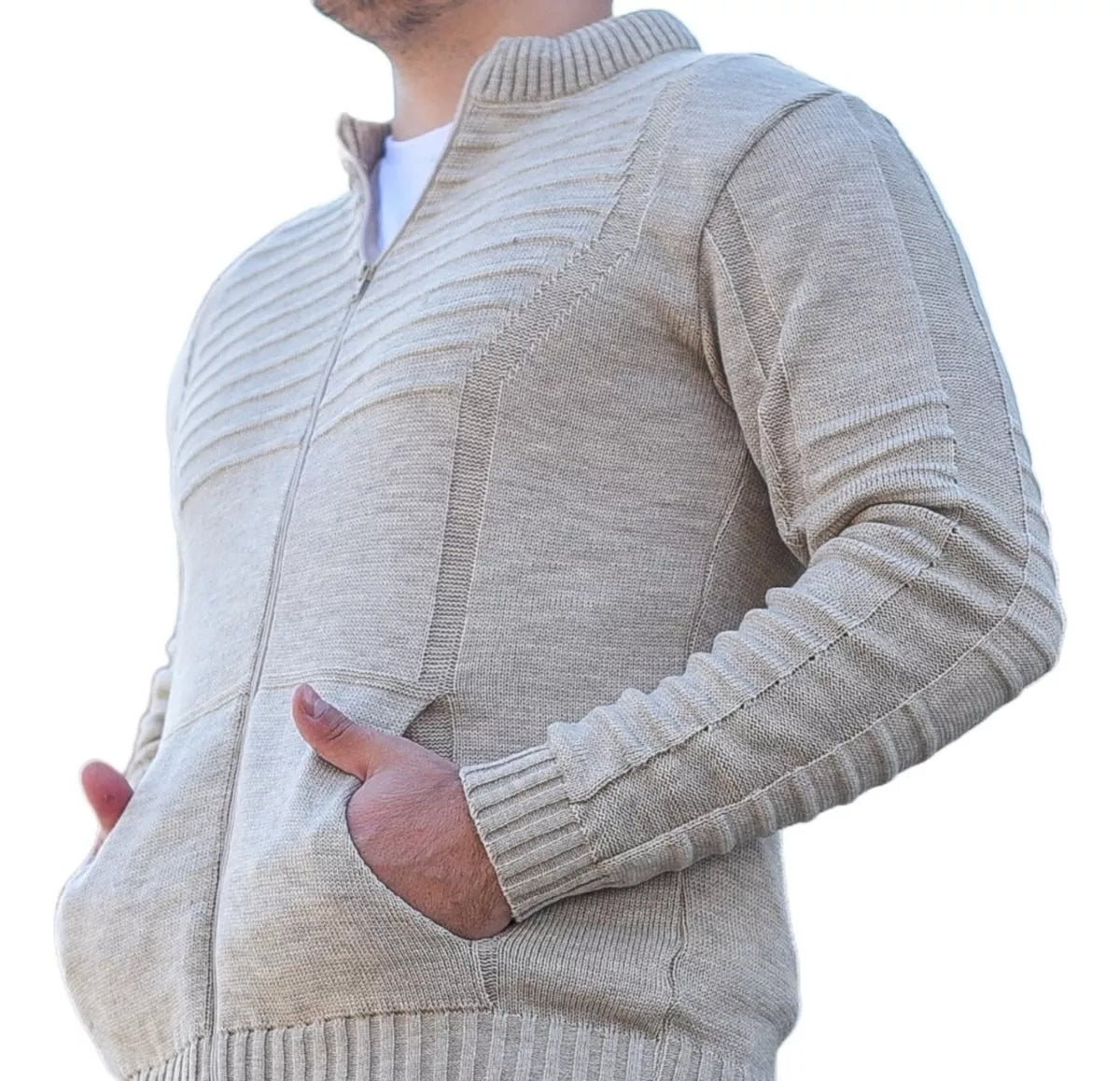 Cardigan Masculino em Tricot com Zíper Frontal e Bolsos