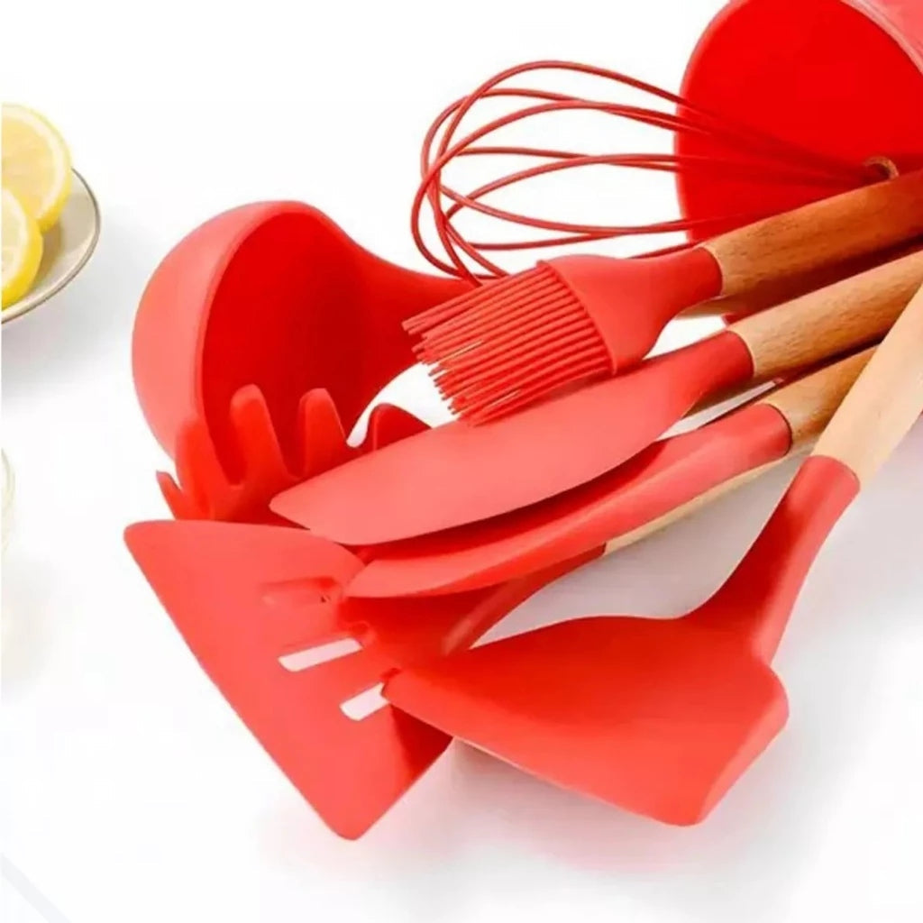 Kit 12 Utensílios de Cozinha em Silicone com Cabo de Madeira