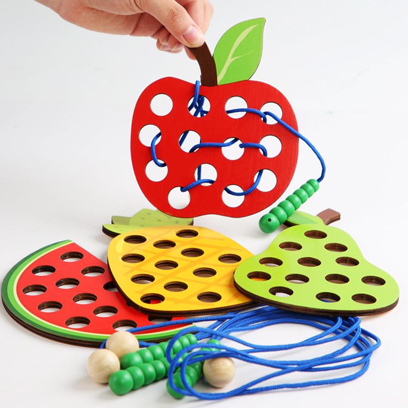 Kit Educativo de Frutas de Madeira com Cordão – Brinquedo Montessori de Encaixe e Rosqueamento para Coordenação Motora