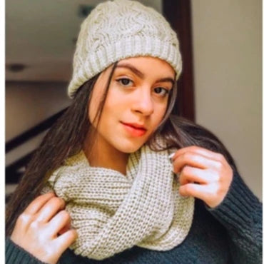Kit Inverno com Gorro e Lenço em Tricot de Lã Trançada