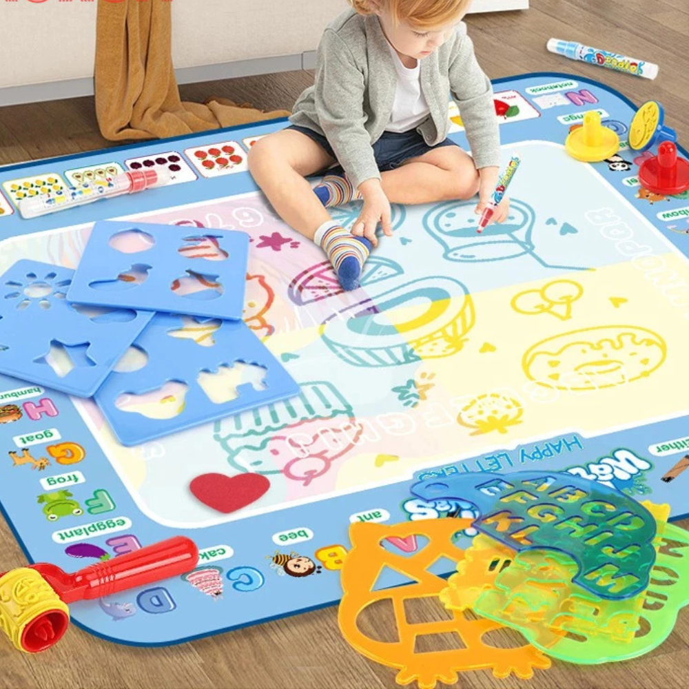 Tapete Mágico de Desenho com Água 100x80cm – Canetas Reutilizáveis e Moldes Educativos Montessori