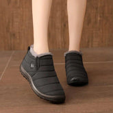 Bota Feminina Impermeável com Forro de Pelúcia - Confortável e Quente para Inverno