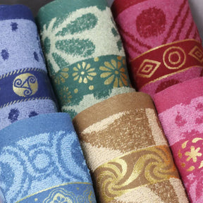 Kit 5 Toalhas de Banho Grande Estampada 140x70cm Qualidade Toque Macio Felpuda Bordada Sortida