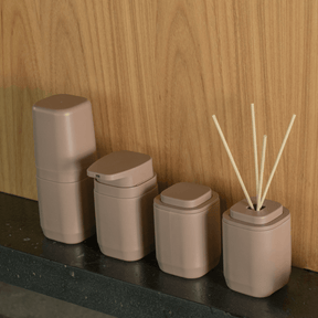Kit de Acessórios de Bancada com Porta Sabonete Líquido 4 Unidades Linha Aura
