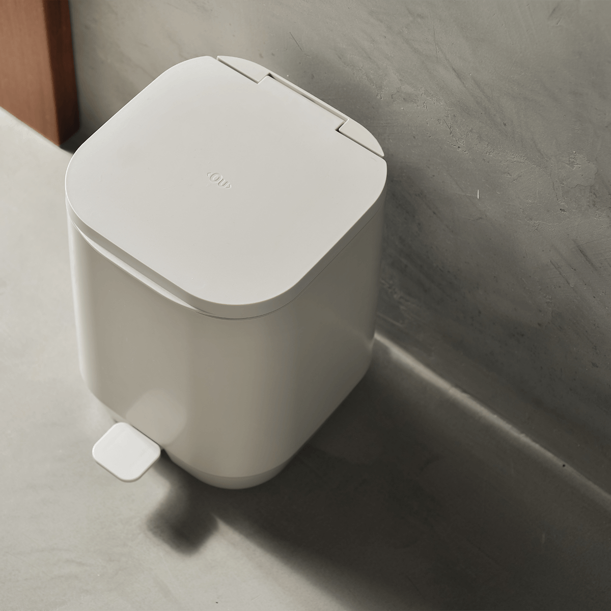 Kit de Banheiro com Lixeira com Pedal 2 Unidades Linha Aura