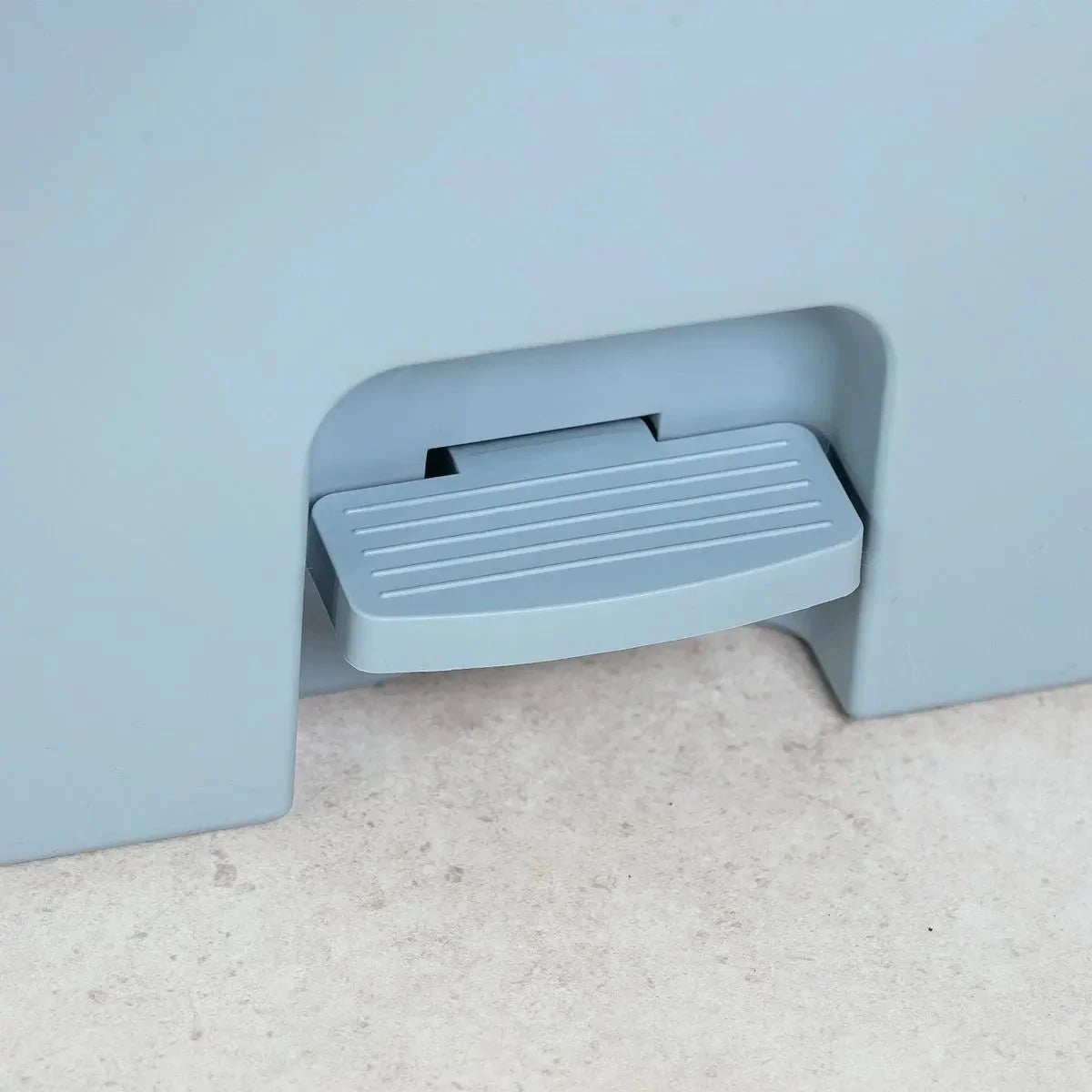 Kit de Lixeiras 6 Litros com Pedal 2 Peças Linha Trium