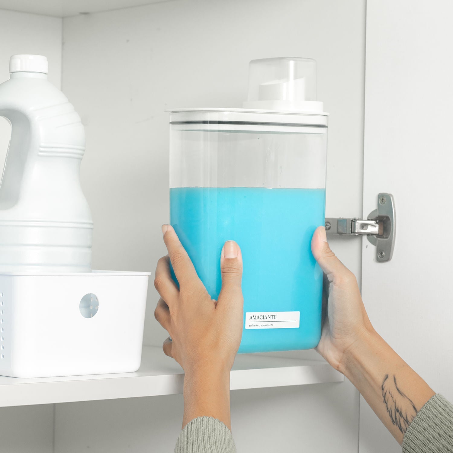 Kit Dispenser 2,3L 2 peças Linha Flow