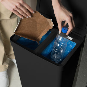 Lixeira com pedal com duplo compartimento 30L Linha Trium