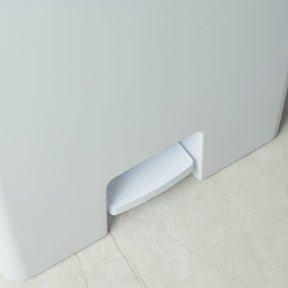 Lixeira com pedal 30L Linha Trium