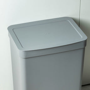 Lixeira com pedal 50L Linha Trium