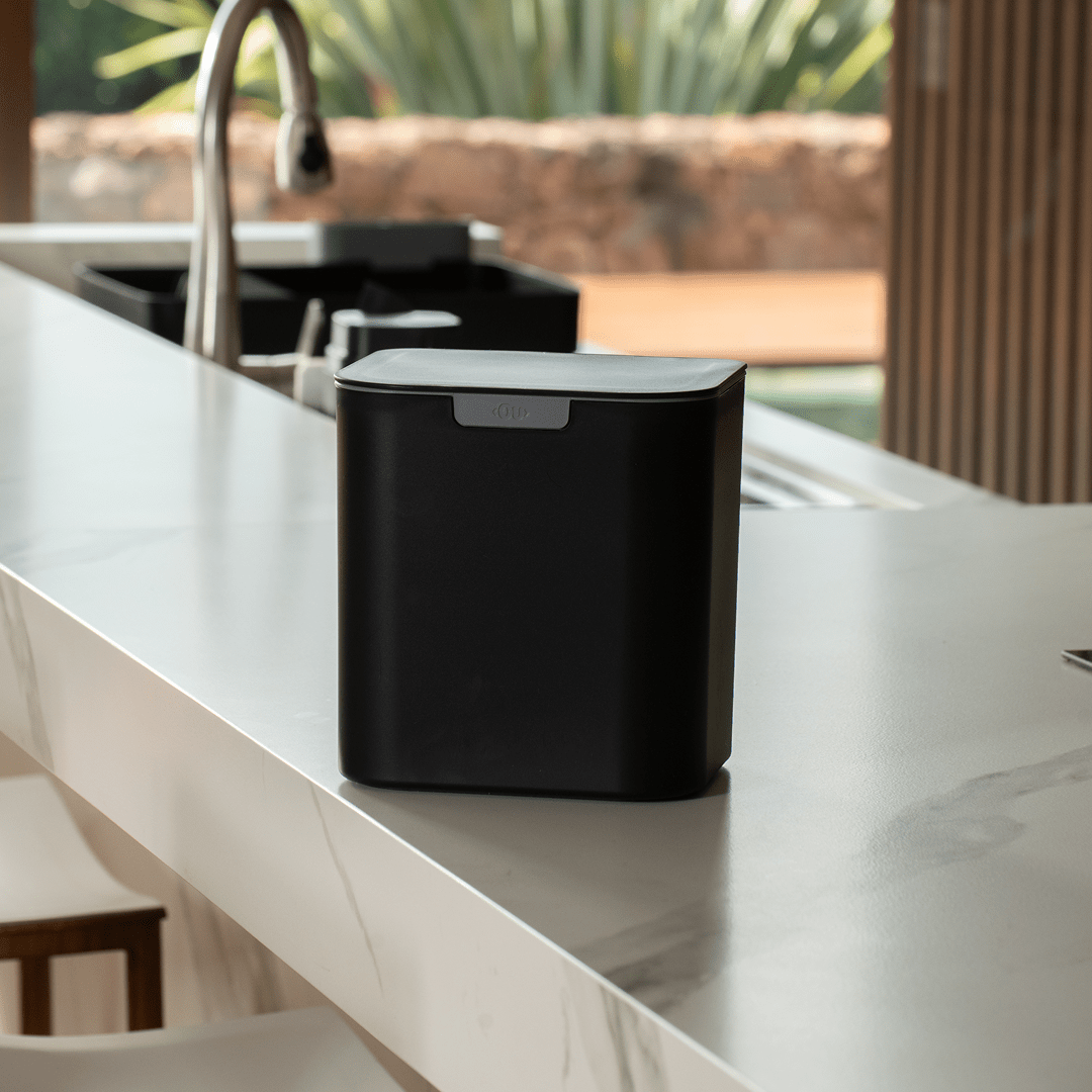 Lixeira de Bancada/Parede 5L Linha Liv