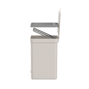 Lixeira de pedal com duplo compartimento 20L Linha Trium