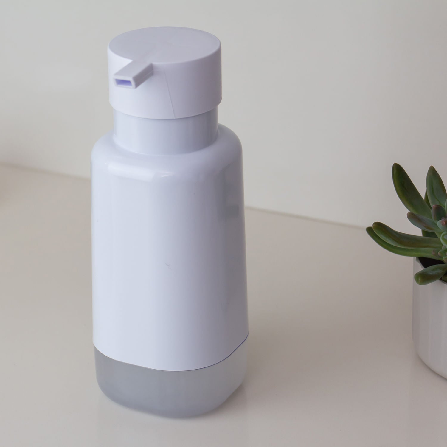 Porta sabonete líquido 500ml Linha Dual