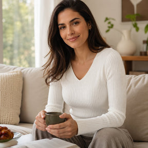 Suéter Feminino Tricô Decote V Slim - Pulôver Coreano Manga Longa para Outono e Inverno